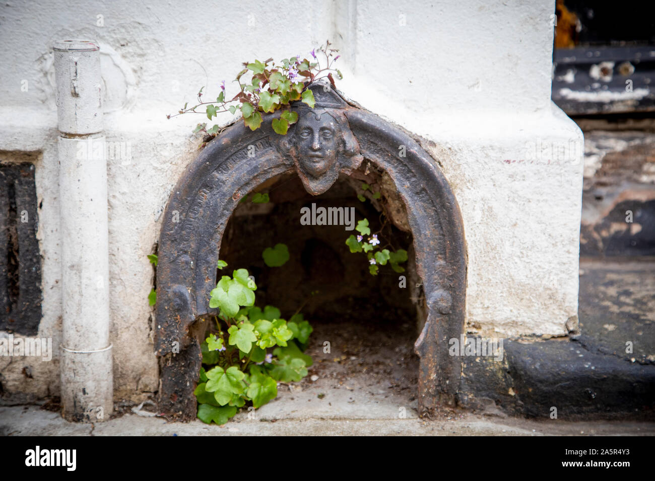 Old boot scraper hires stock photography and images Alamy