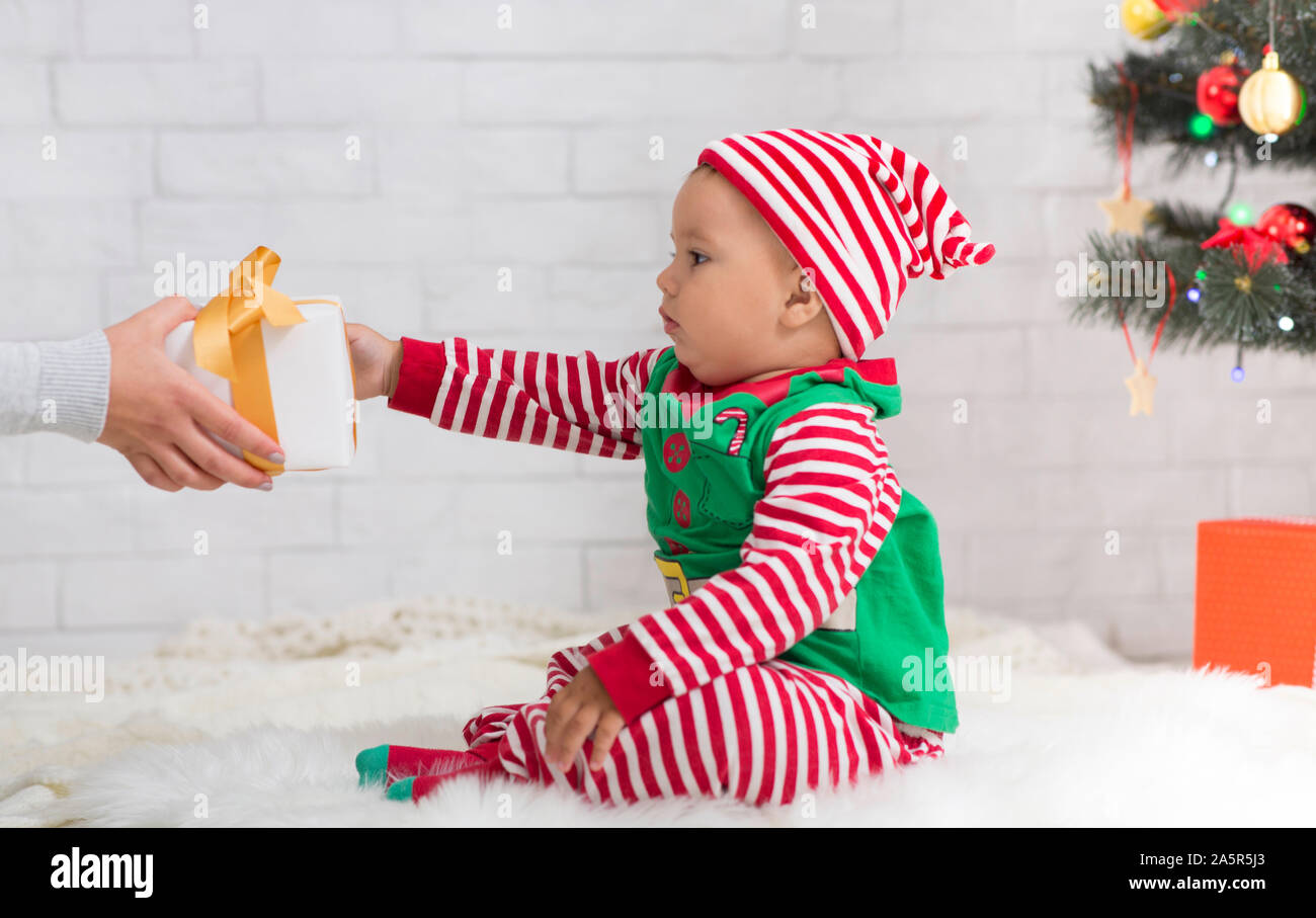 christmas gift from baby to mom