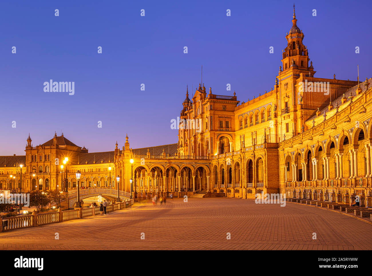 Plaza De Espana Seville Hi res Stock Photography And Images Alamy Plaza De Espana Seville Hi res Stock Photography And Images Alamy