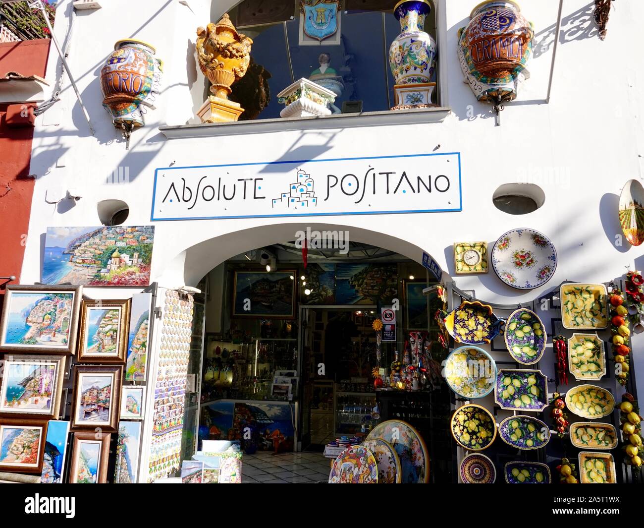 Lemons positano souvenir shop hires stock photography and images Alamy