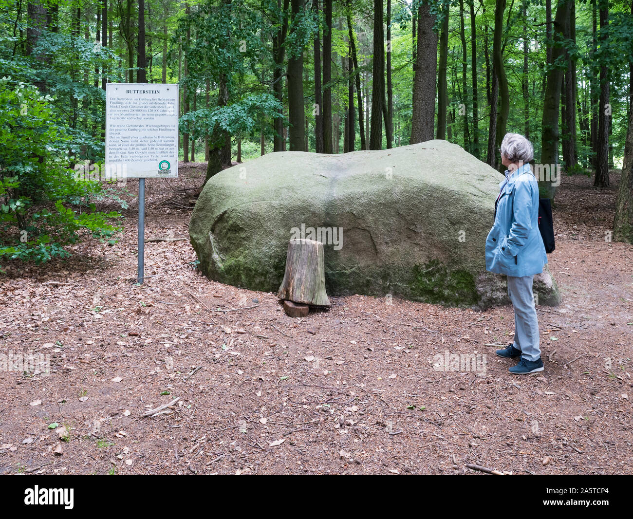 Monolith sign hires stock photography and images Alamy