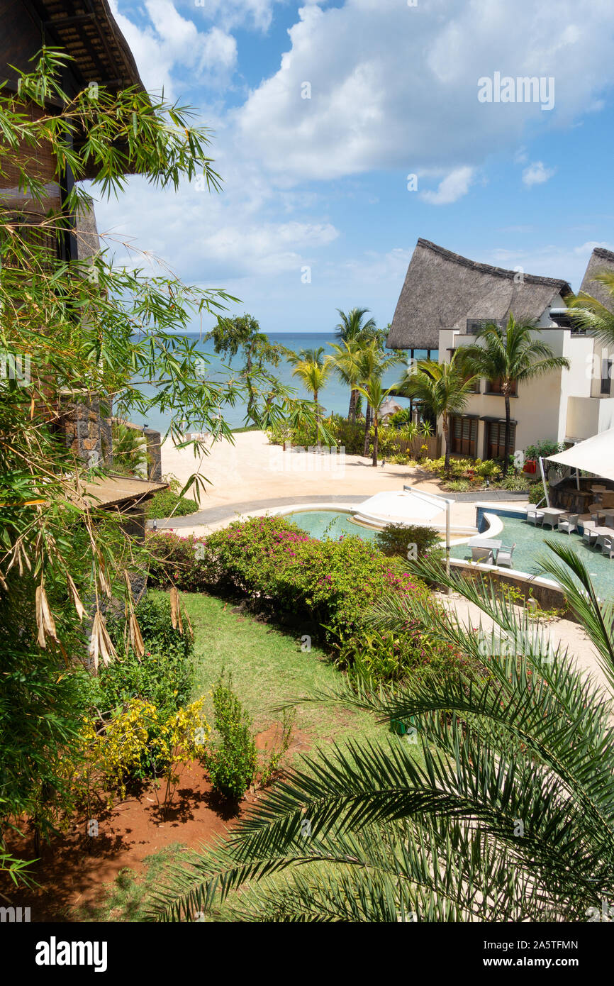 Mauritius Hotel; the luxury 5 star Angsana Balaclava hotel on the north