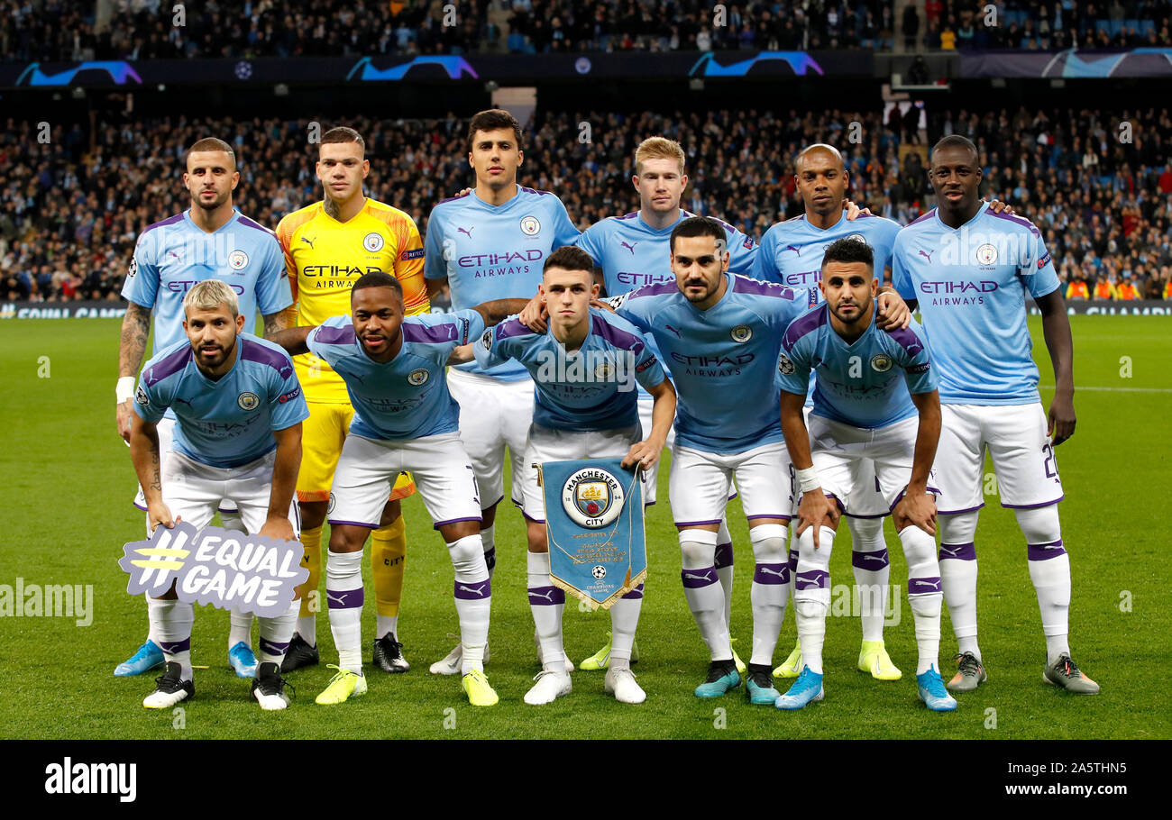 Manchester City pose for a team photo prior to the UEFA Champions League  Group C match at the Etihad Stadium, Manchester Stock Photo - Alamy