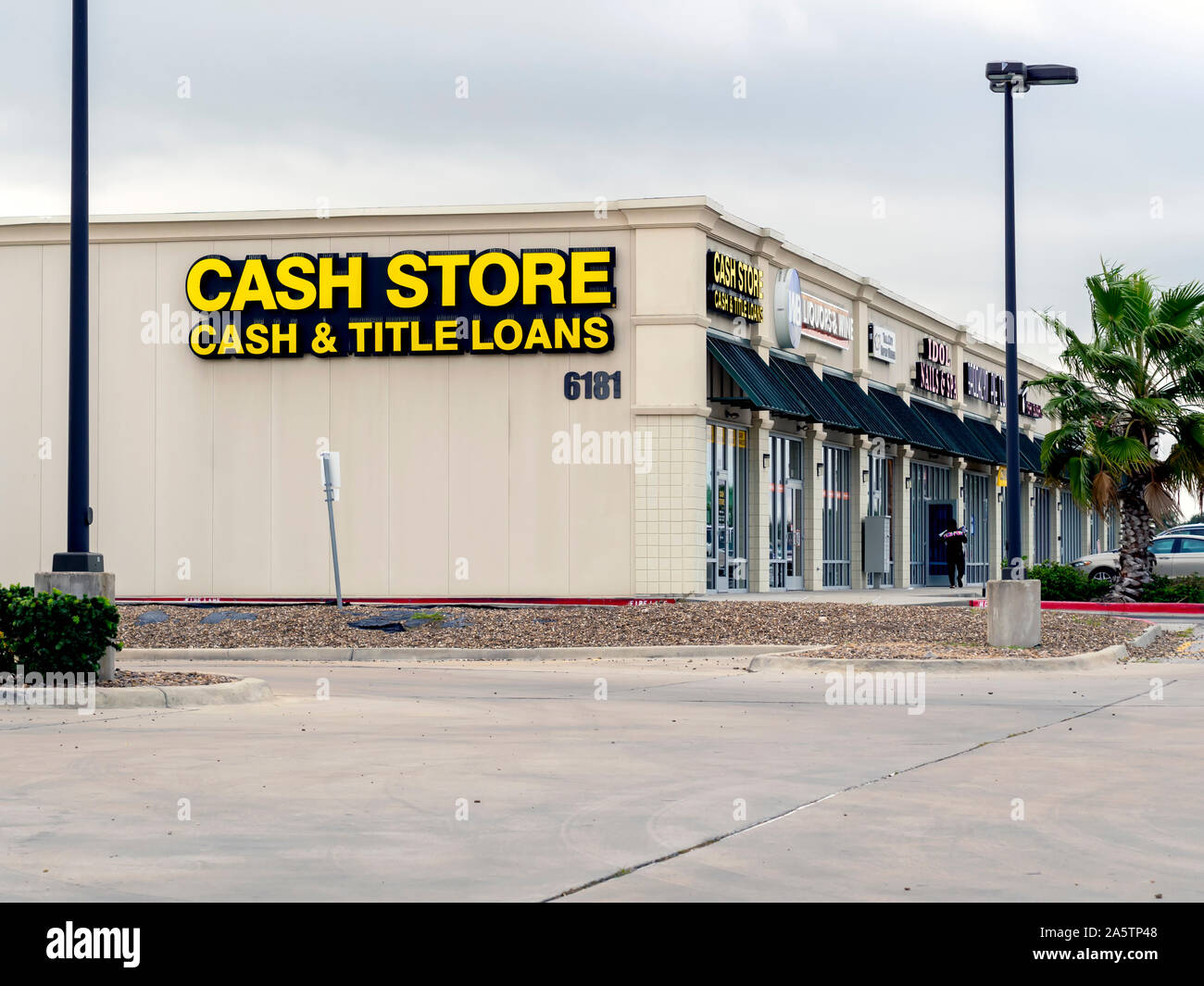 Cash Store cash and title loan store in Corpus Christi, Texas USA. Stock Photo
