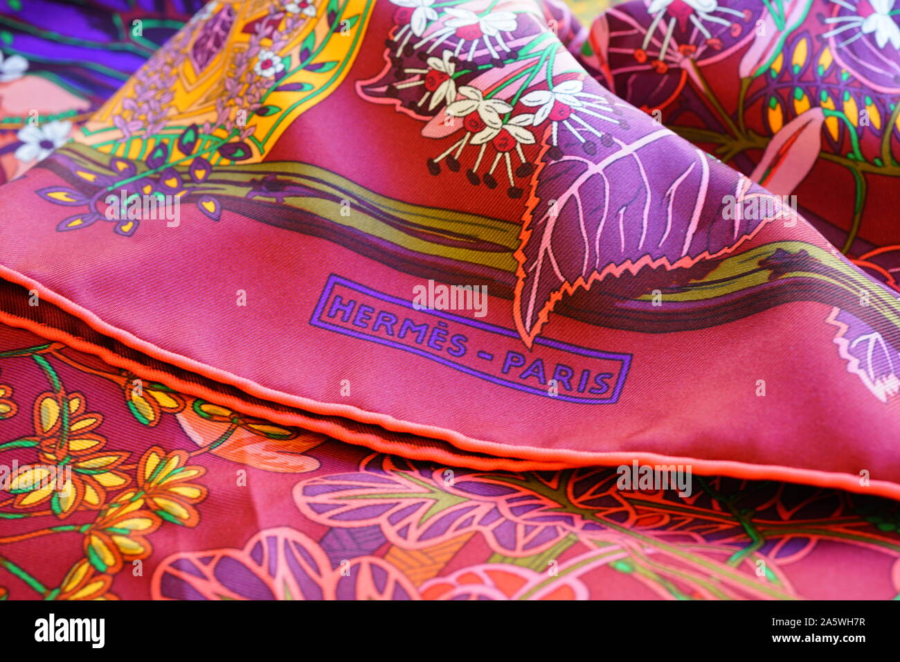 Hermes scarf hi-res stock photography and images - Alamy