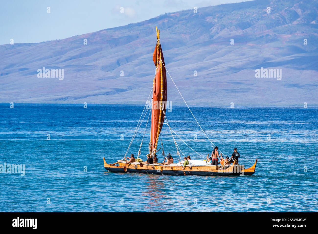 Hawaii double hulled canoe hires stock photography and images Alamy