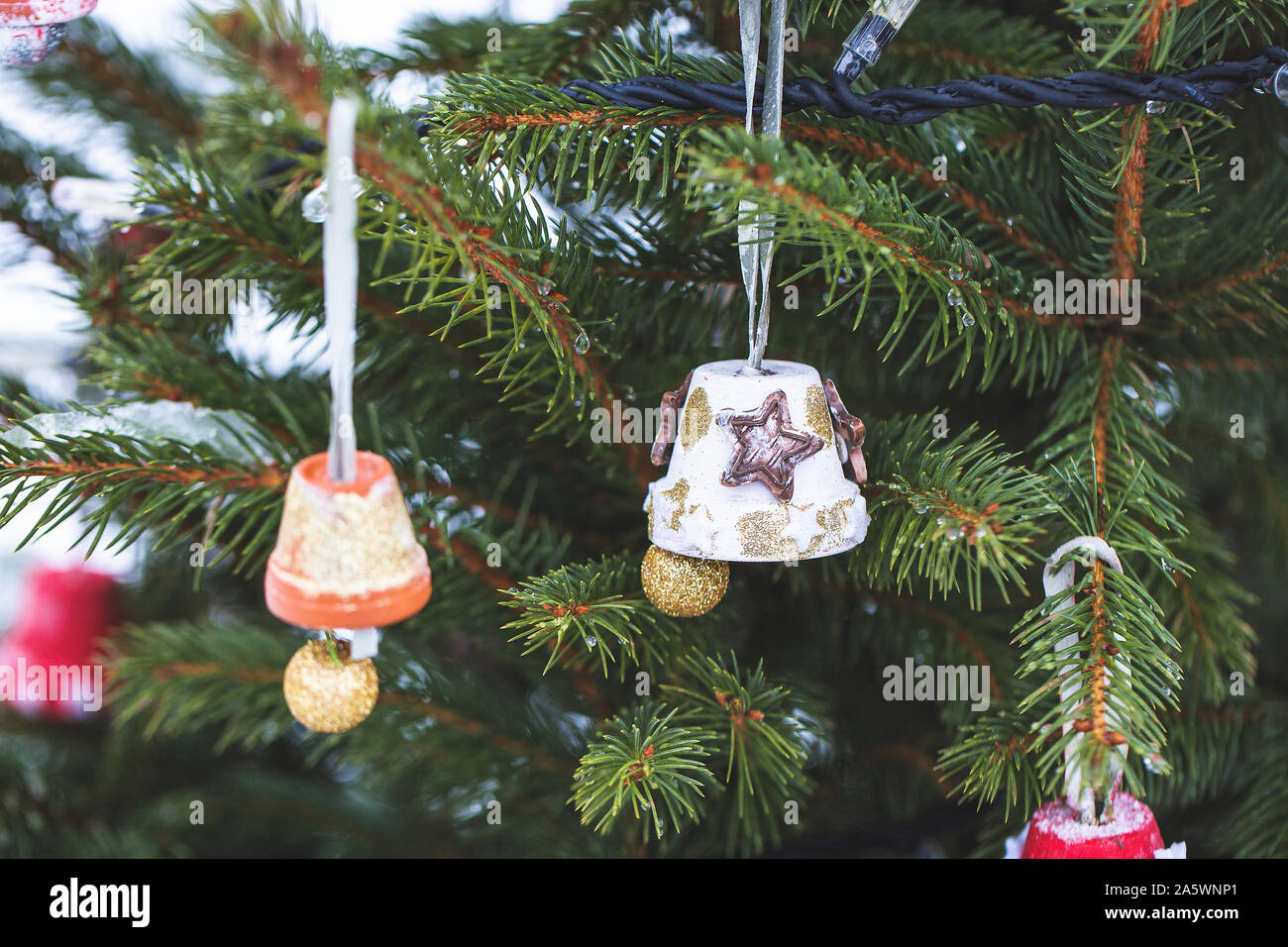 Fort Collins Christmas Tree Recycling 2022 Page 3 - Recycle Workshop High Resolution Stock Photography And Images -  Alamy