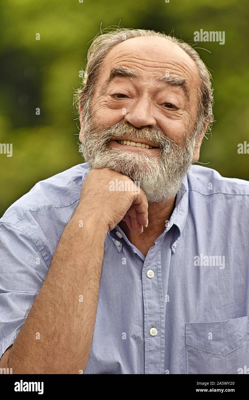 Portrait of colombian man hi-res stock photography and images - Alamy