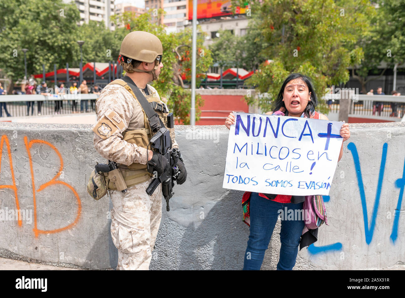 Soldiers in the streets of Santiago during the latest October 2019 ...