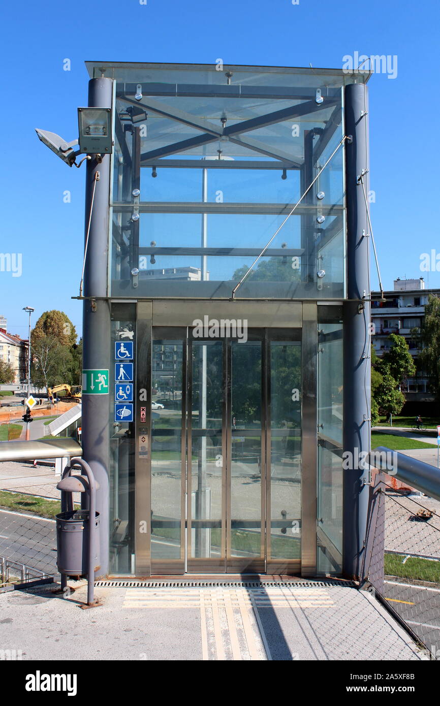 Elevator Locations – South Coast Plaza