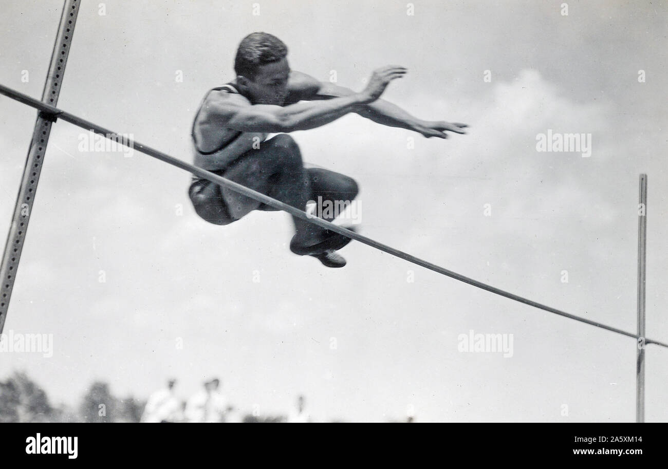 Running high jump olympic tryout hires stock photography and images