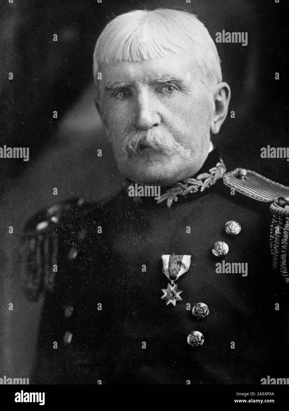 Robert oreilly hi-res stock photography and images - Alamy