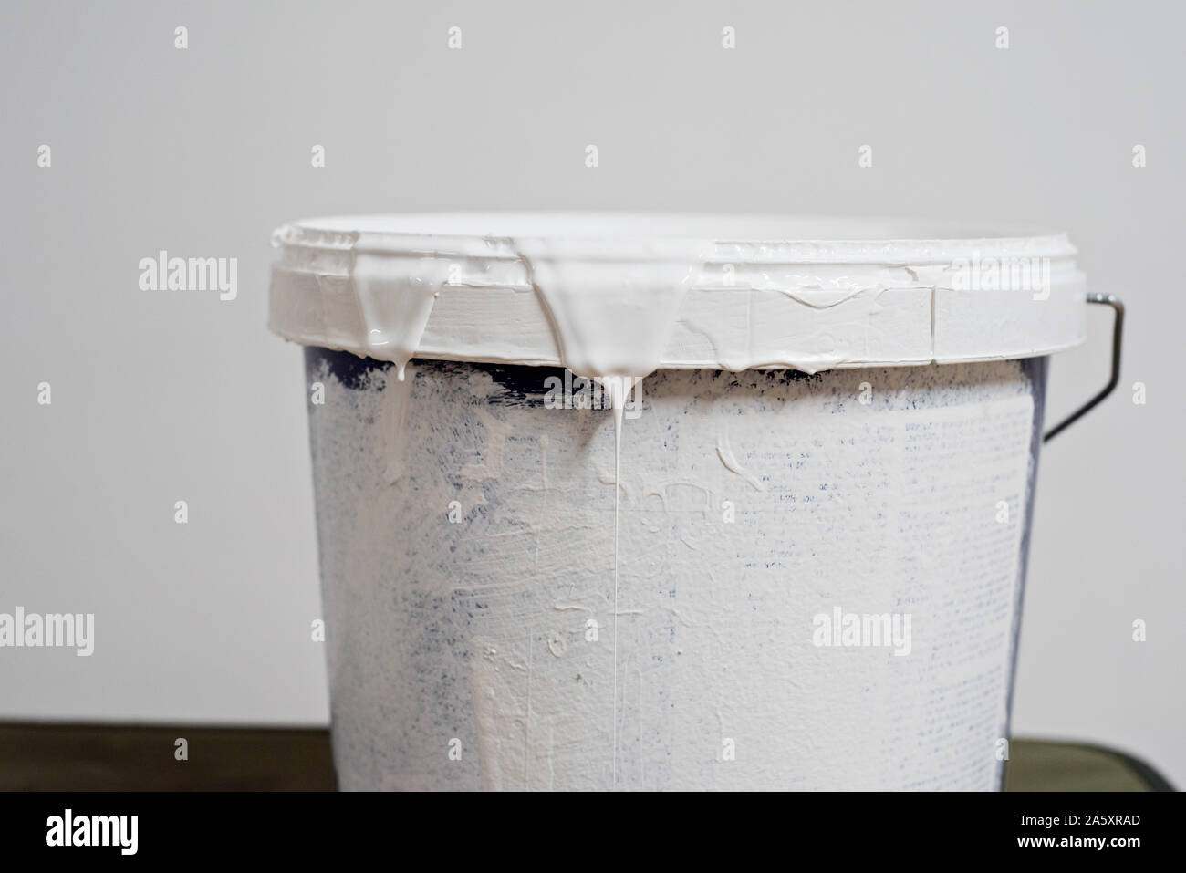 Old paint can Stock Photo Alamy