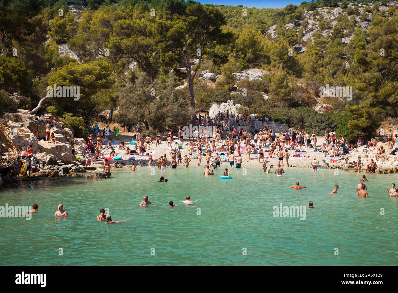 France calanques national park hi-res stock photography and images - Alamy