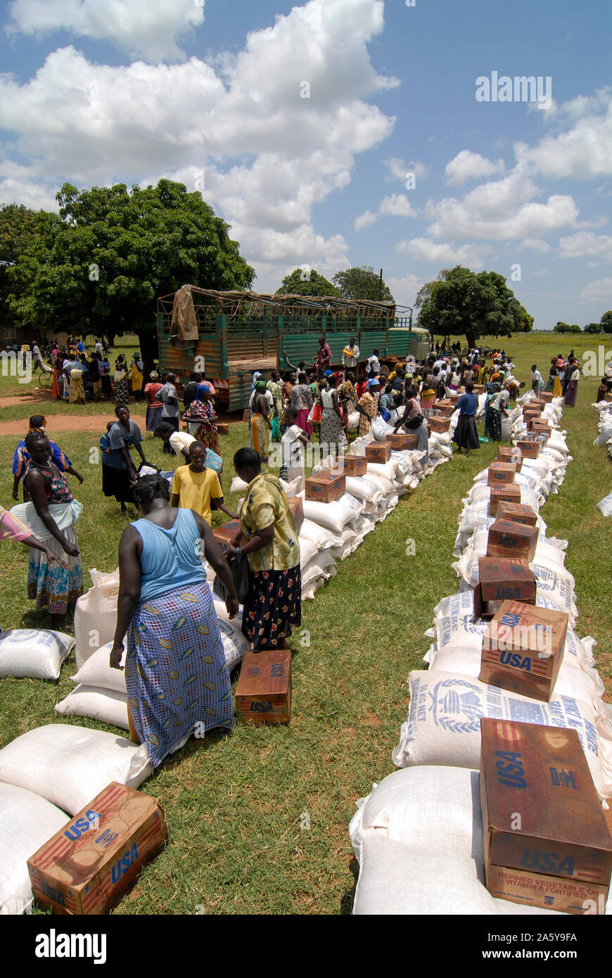 Idp and relief organization hires stock photography and images Alamy