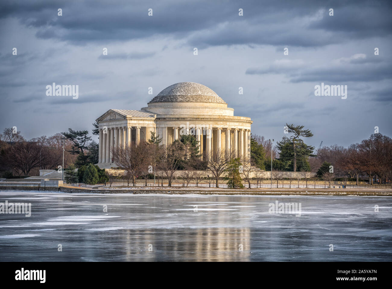 Jefferson Memorial at winter Stock Photo