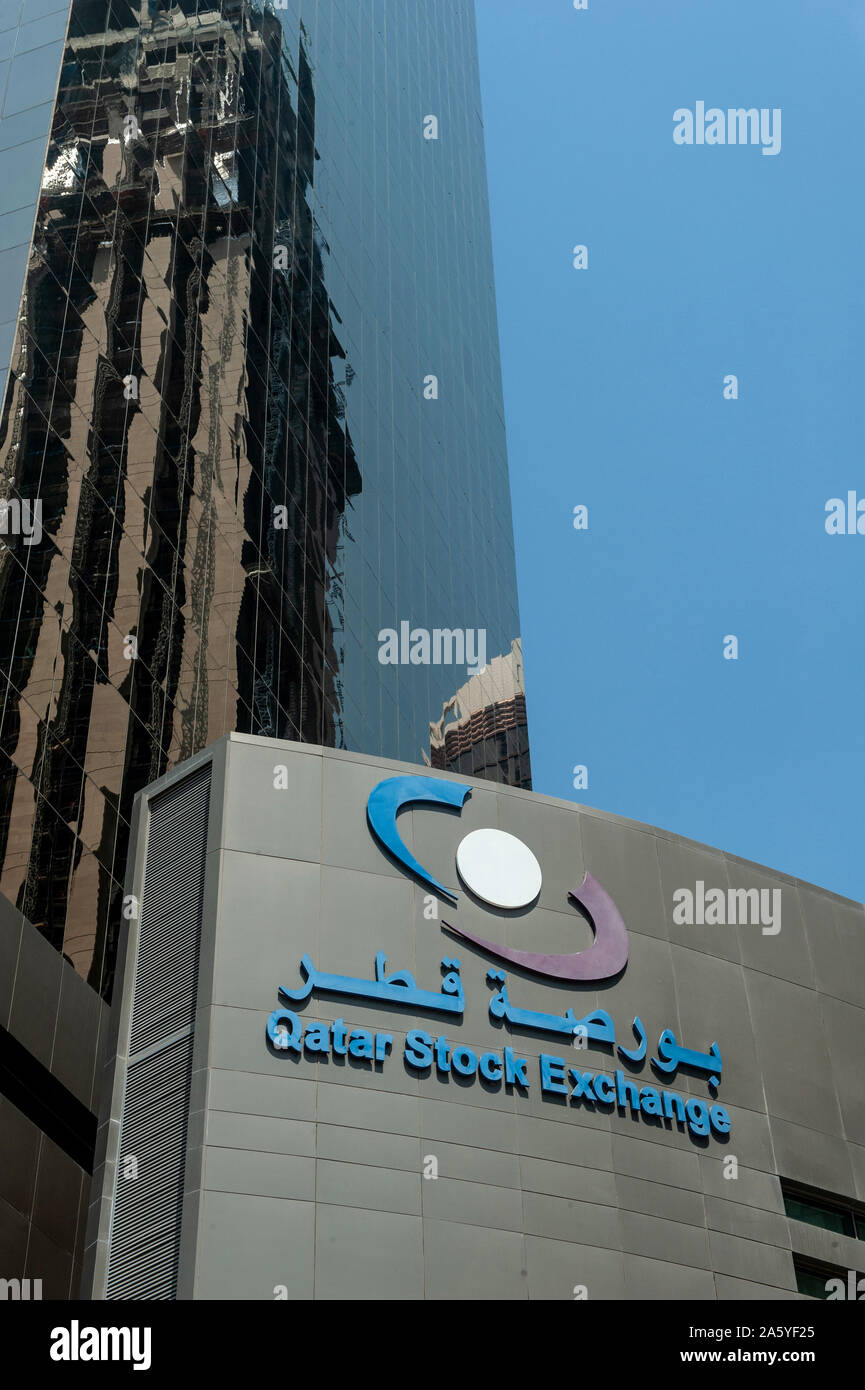 The Qatar Stock Exchange Building in the capital Doha Stock Photo Alamy