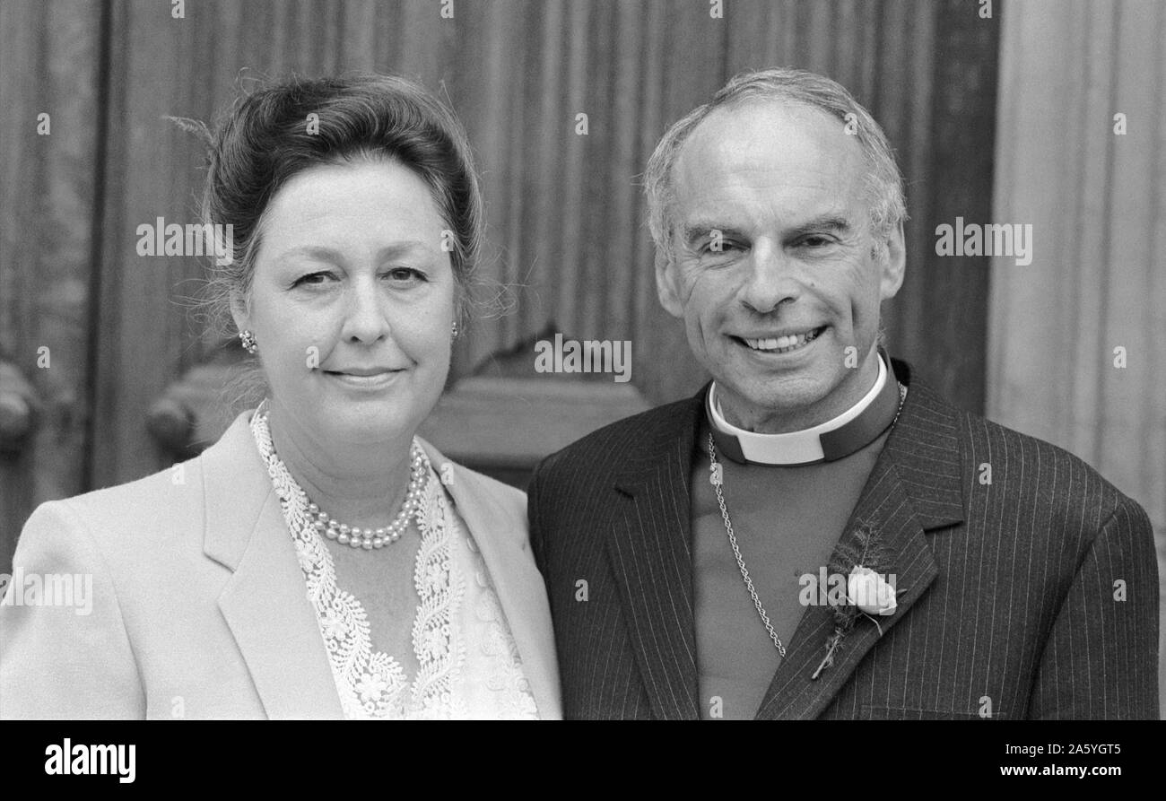 The Bishop of Sherborne, the Rt Rev John Kirkham (r) with American widow Mrs Hester Gregory at Lambeth Palace, London. The couple, who met in Raleigh, North Carolina, were married at the Palace in a service conducted by Dr Robert Runcie. Stock Photo