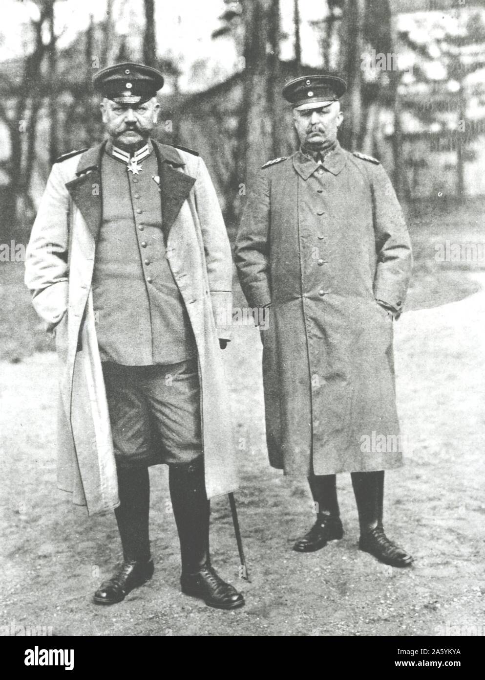 Paul von Beneckendorff und von Hindenburg (1847-1934), left, German soldier and president, with Eric von Ludendorff (1865-1937). Stock Photo