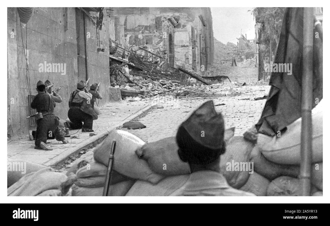 Spanish Civil War: Republicans forces battle street by street against nationalists near the Alcazar in Toledo 1936 Stock Photo