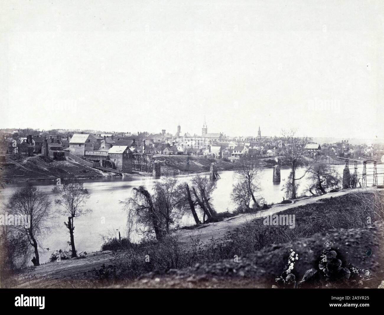 The town of Fredericksburg, Virginia just before the American Civil War, Battle of Fredericksburg, 1862. Stock Photo