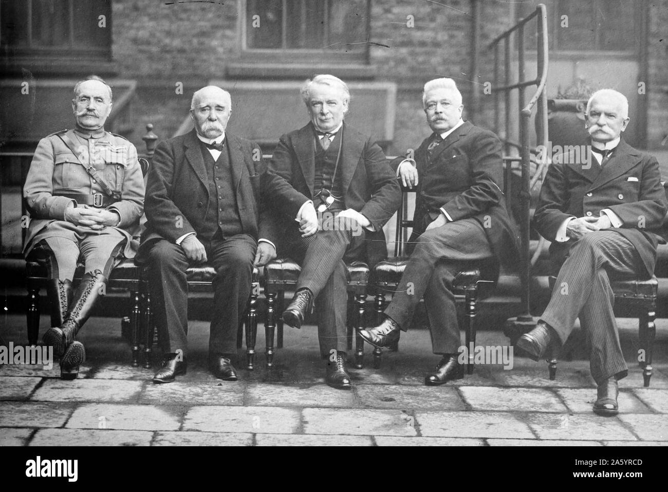 Photograph shows French General Ferdinand Foch (1851-1929), French Prime Minister Georges Benjamin Clemenceau (1841-1929), British Prime Minister David Lloyd George (1863-1945), Italian Prime Minister Vittorio Emanuele Orlando (1860-1952) and Italian Minister of Foreign Affairs Baron Sidney Costantino Sonnino (1847-1922). 1918 Stock Photo