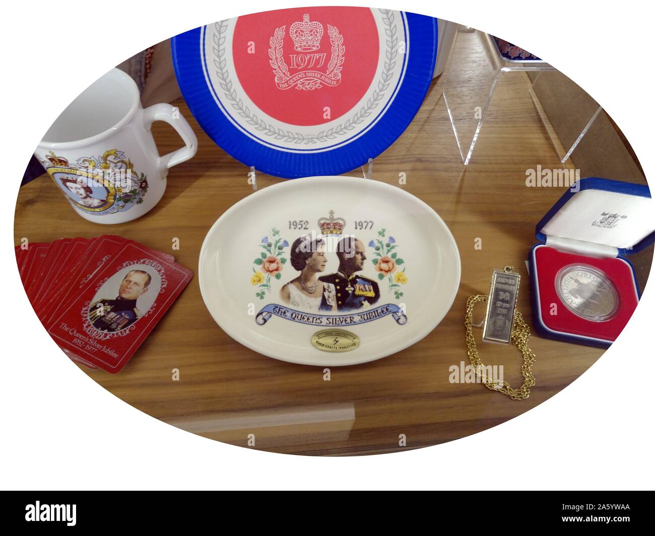 Commemorative platter for the Queen's Silver Jubilee. Dated 1977 Stock Photo