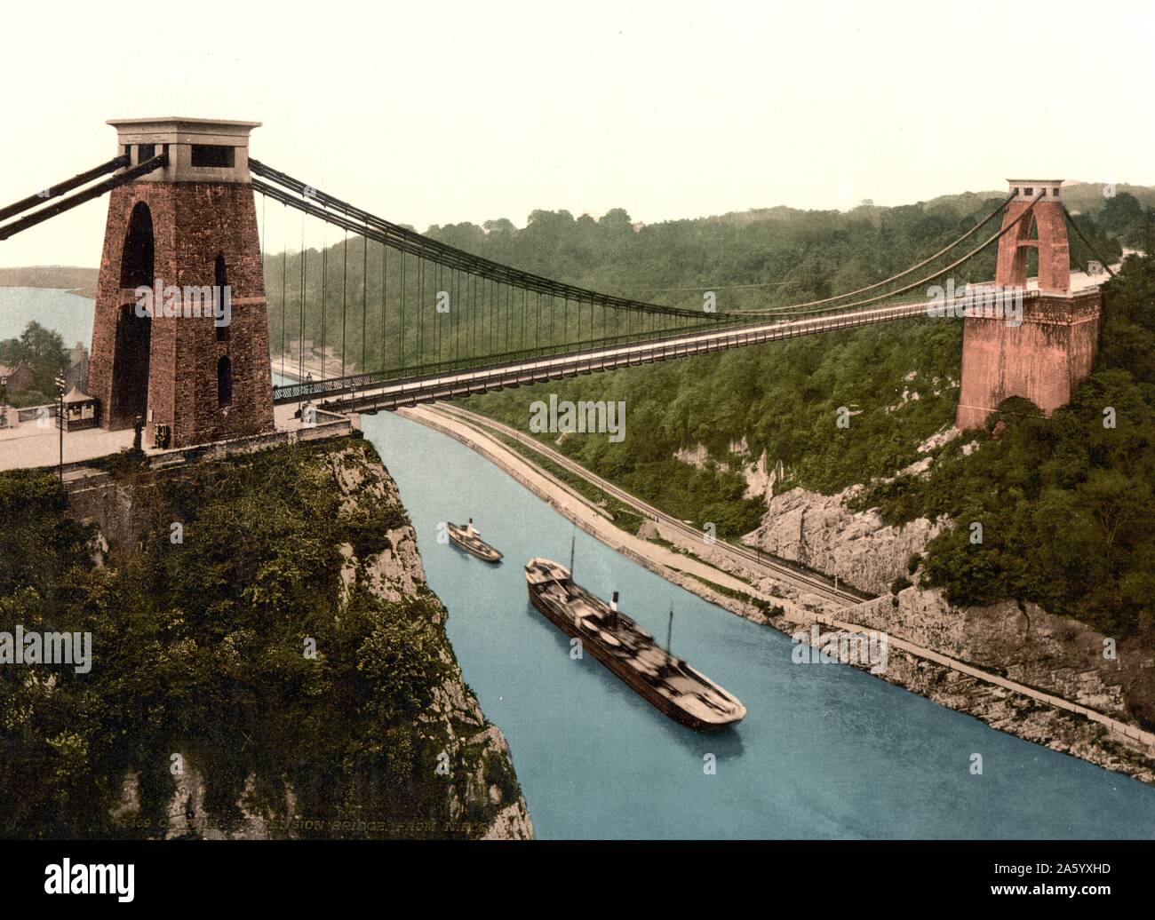 Colour photograph of the Clifton suspension bridge from the north east cliffs, Bristol, England. Dated 1937 Stock Photo