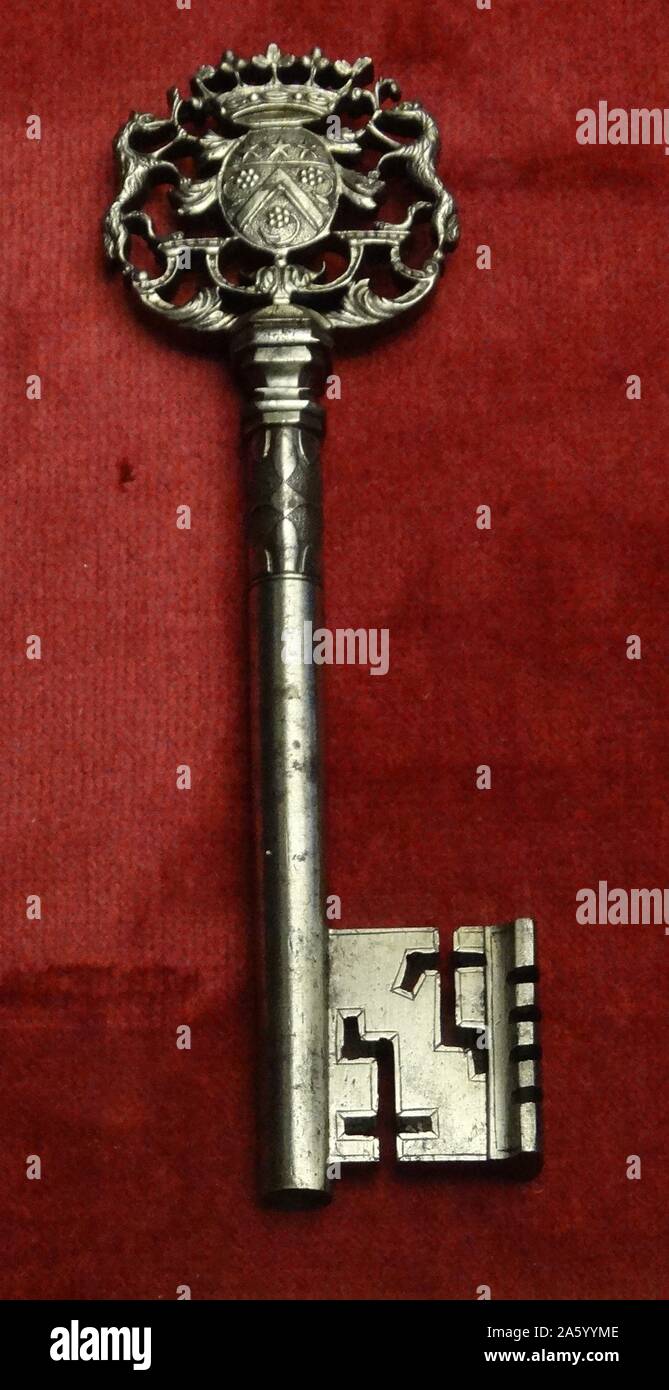 https://c8.alamy.com/comp/2A5YYME/steel-key-from-the-17th-century-france-2A5YYME.jpg