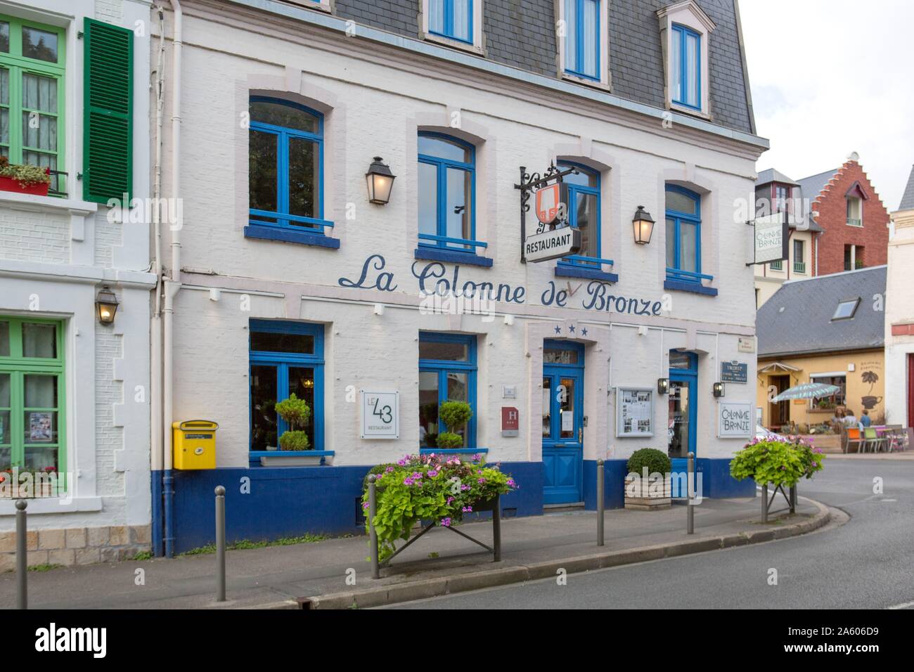 France, Somme, Baie de Somme, Saint Valery sur Somme, Quai du Romerel, Hôtel  Picardia Stock Photo - Alamy