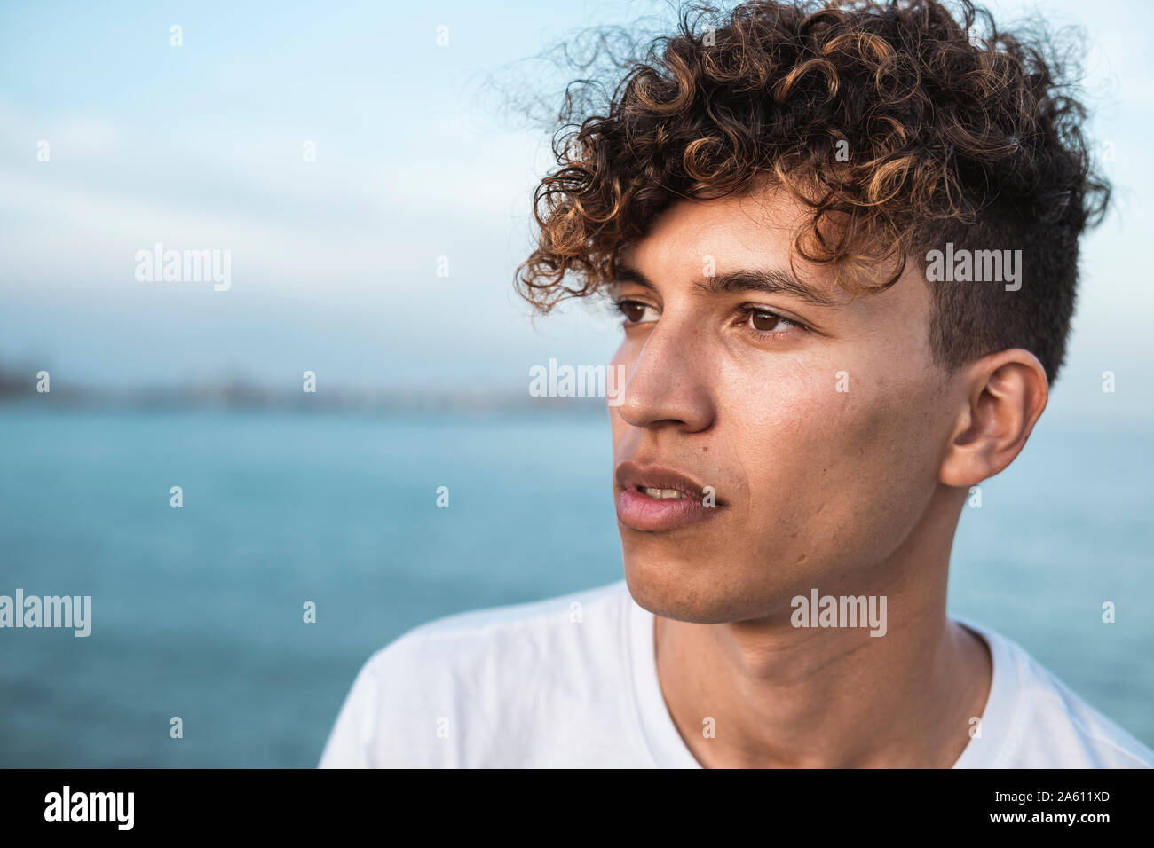 Curly hair man hi-res stock photography and images - Alamy