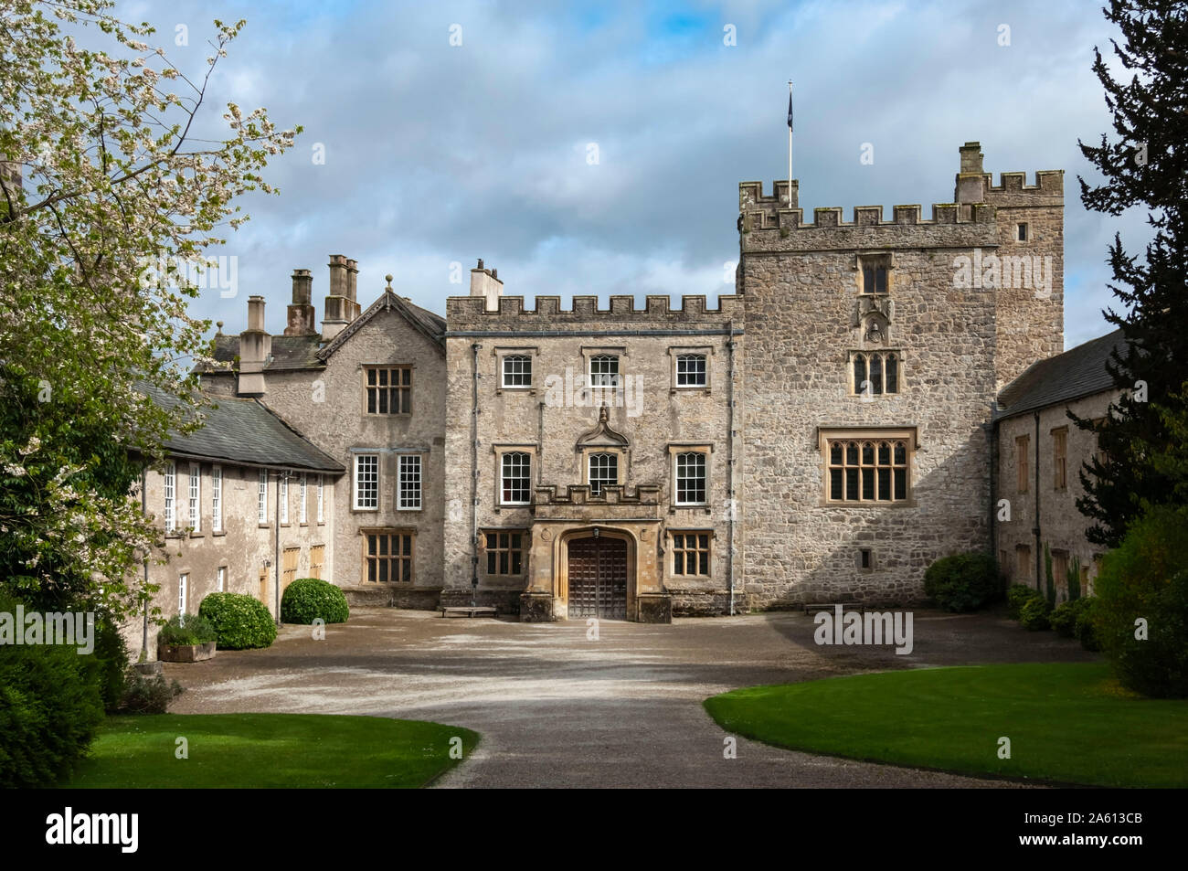Sizergh Castle Courtyard, near Kendal, Cumbria, England, United Kingdom, Europe Stock Photo