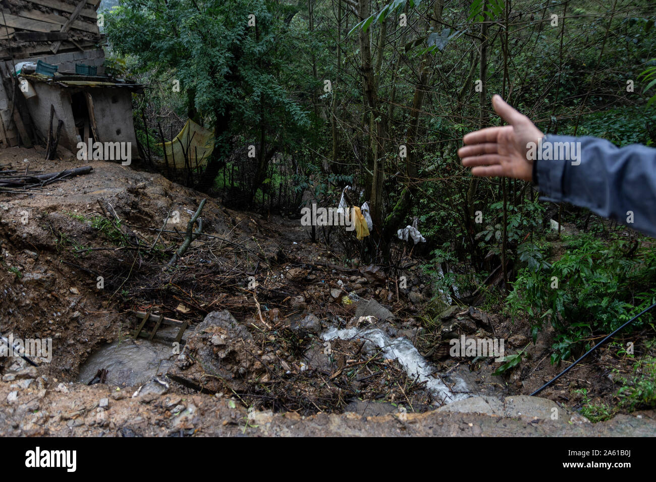 Shaft, Iran. 22nd Oct, 2019. Landslides caused by floods in the village of Visrood.Heavy rains caused landslides and floods in the Shaft city. Several bridges collapsed and roads of the three hundred households of the village of Visrood were blocked. The flood also damaged homes and farms. Shaft is a city in the west of Guilan province. Credit: SOPA Images Limited/Alamy Live News Stock Photo
