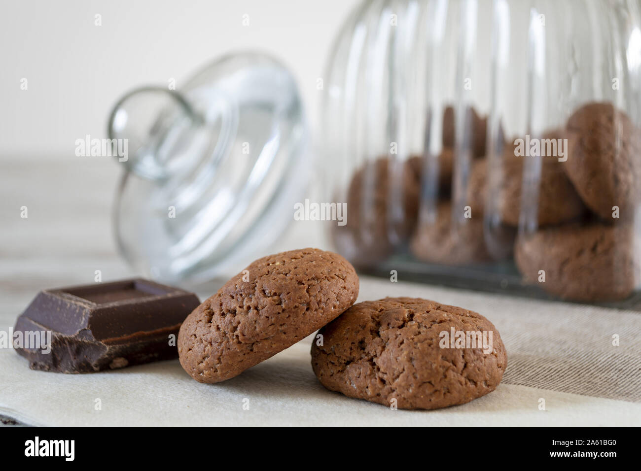 biscotti della nonna al cioccolato fondente vista dall'alto Stock Photo -  Alamy