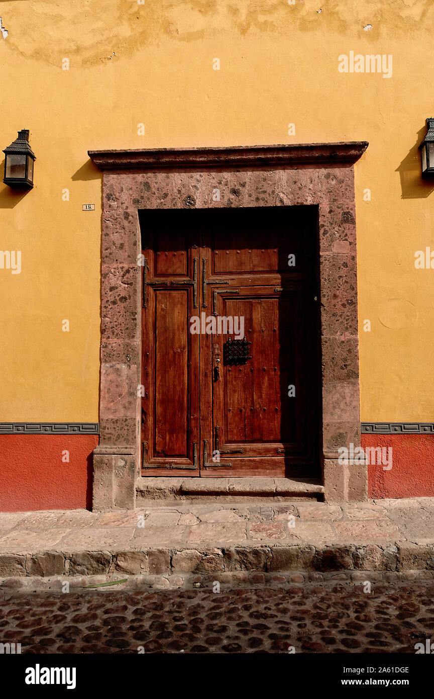 San Miguel de Allende, Guanajuato, Mexico -  December 4, 2004: Architectural detail of downtown buildings and houses Stock Photo