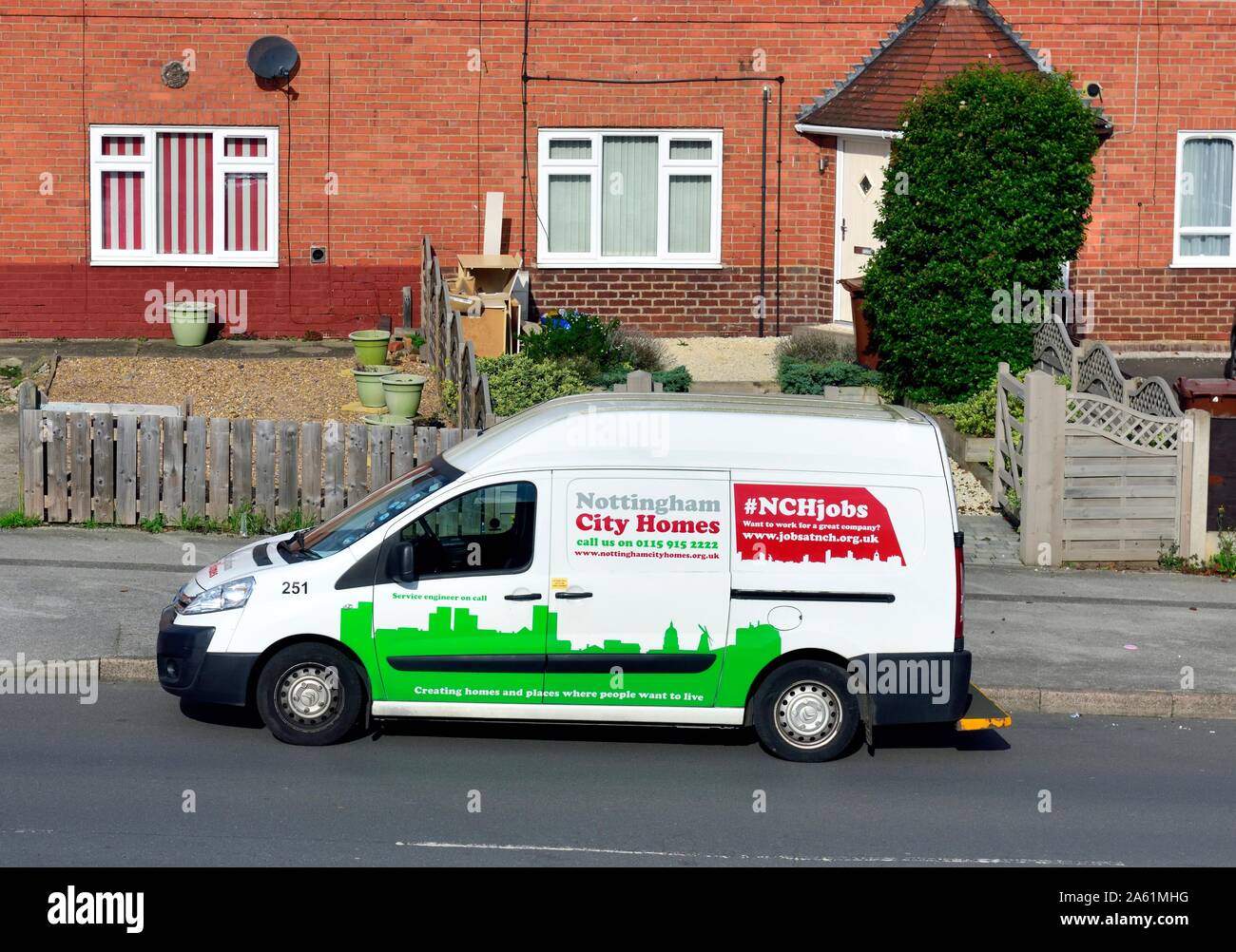 Van on call hires stock photography and images Alamy