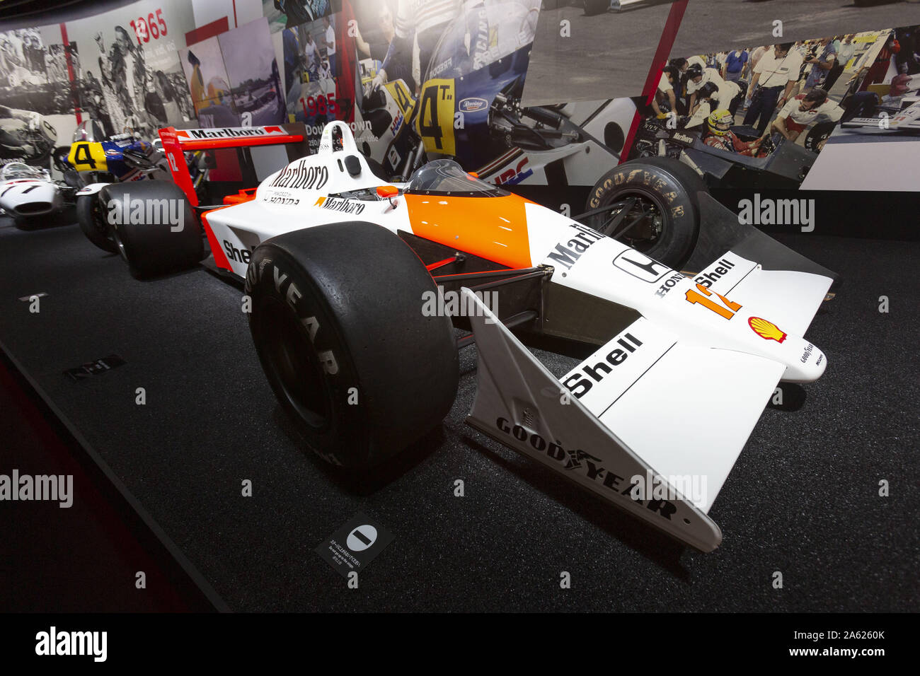 Tokyo, Japan. 23rd Oct, 2019. McLaren Honda MP4/4 on display during a press preview of the 46th Tokyo Motor Show 2019 in Tokyo Big Sight. Tokyo Motor Show 2019 showcases new mobility technologies from Japanese and overseas automakers. The exhibition is open to the public from October 25 to November 4. Credit: Rodrigo Reyes Marin/ZUMA Wire/Alamy Live News Stock Photo
