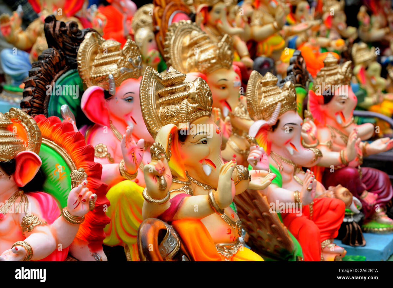 Mumbai, Maharashtra, India, Southeast Asia : Beautiful idols of Lord Ganesha elephant-headed Hindu god for sale in a Shop during Ganpati festival Stock Photo - Alamy Mumbai, Maharashtra, India, Southeast Asia : Beautiful idols of Lord Ganesha elephant-headed Hindu god for sale in a Shop during Ganpati festival Stock Photo - Alamy