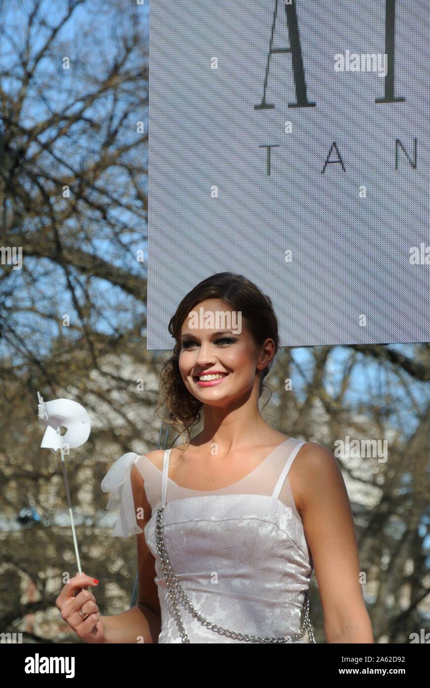 Fashion show at Esplanade Park Helsinki Stock Photo - Alamy