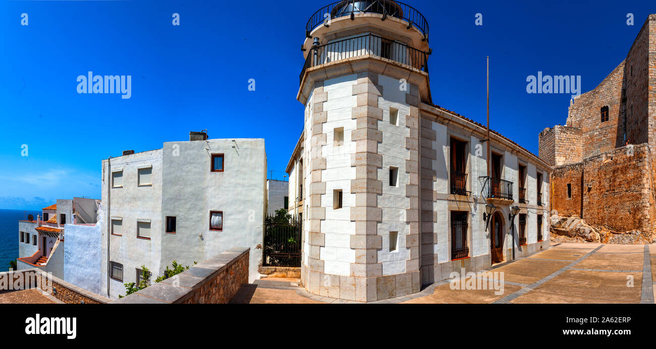 Panoramic viel of Peñiscola, one of the most beautiful villages in the spanish mediterranean. COmunitant Valenciana, Spain. Stock Photo