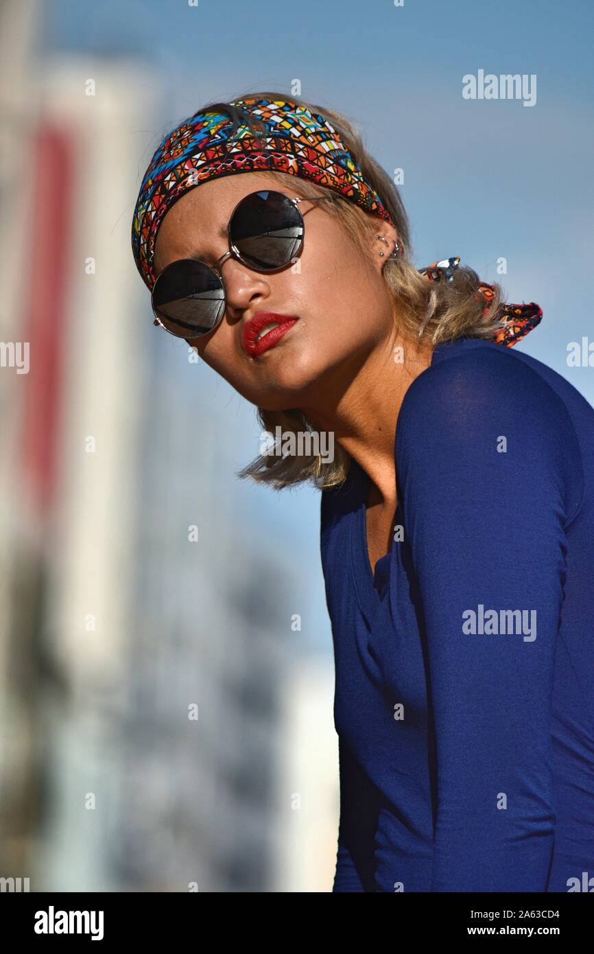Female short haired hi-res stock photography and images - Alamy