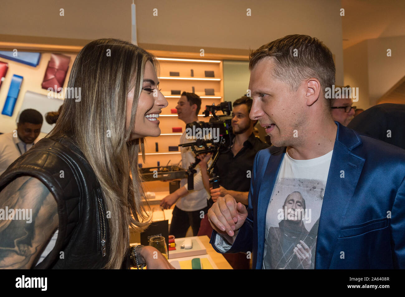 Sophia Thomalla und Oliver Pocher bei der Eröffnung des IQOS Store im Zeil 123. Frankfurt am Main, 23.10.2019 Stock Photo
