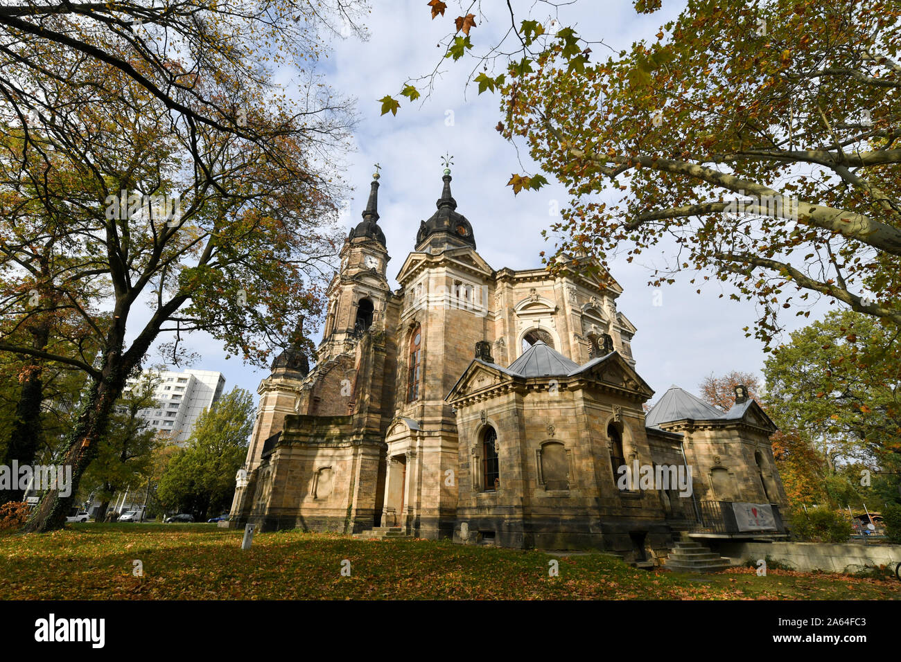 Dresden, Germany. 23rd Oct, 2019. The ruined church building of the Trinitatiskirche in Dresden's Johannstadt district. Credit: Jens Kalaene/dpa-Zentralbild/ZB/dpa/Alamy Live News Stock Photo