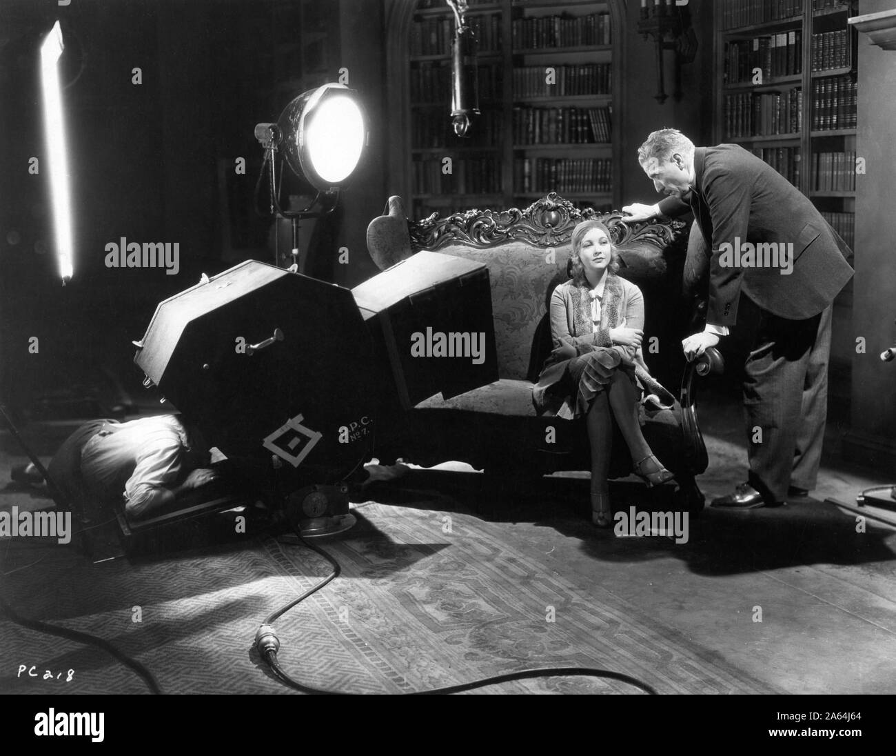 HELEN TWELVETREES Director RUPERT JULIAN and Cinematographer on set candid  filming THE CAT CREEPS 1930 LOST FILM first Universal sound horror movie  remake of The Cat and the Canary from play by
