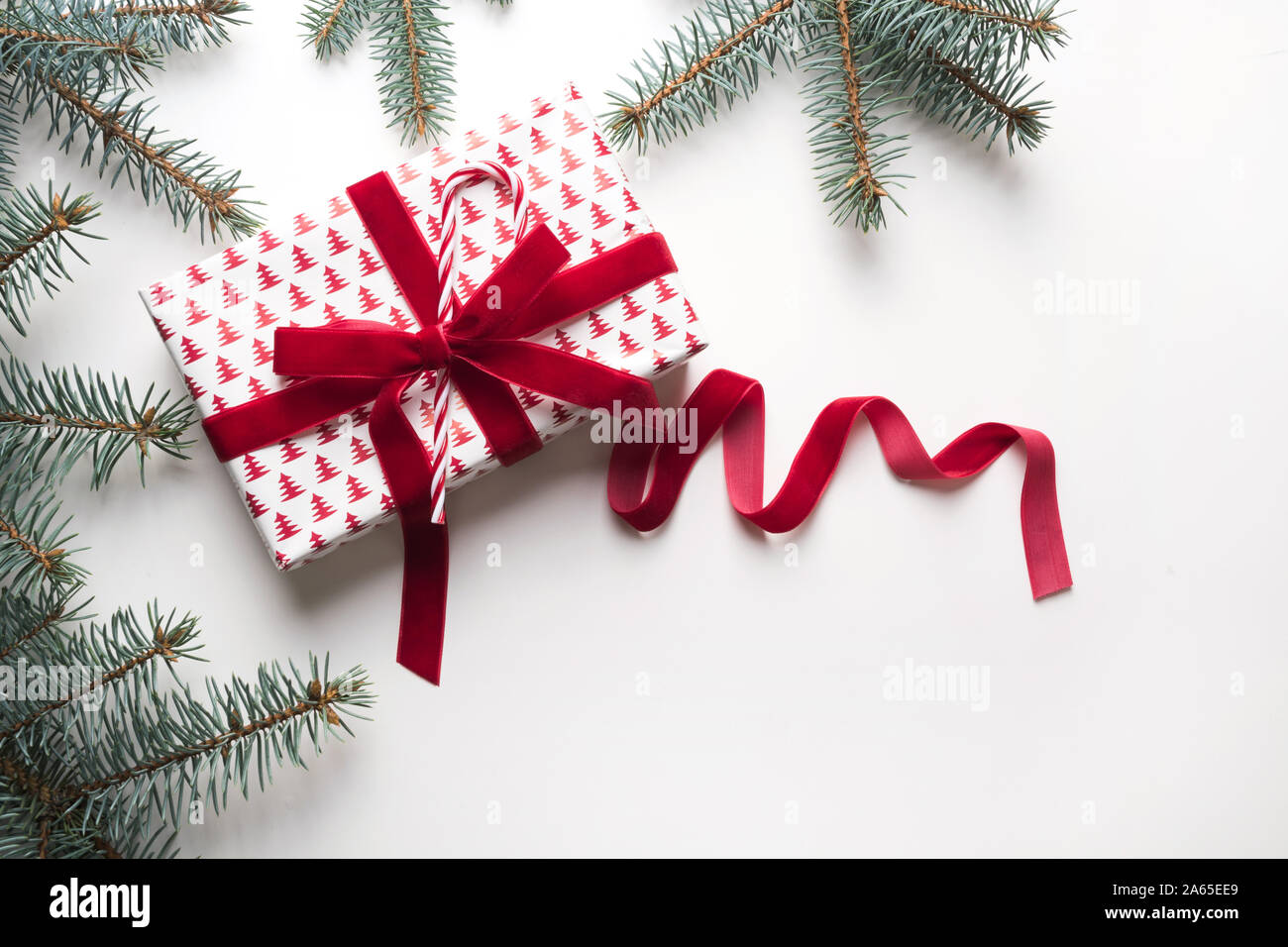 Black velvet ribbon hi-res stock photography and images - Alamy