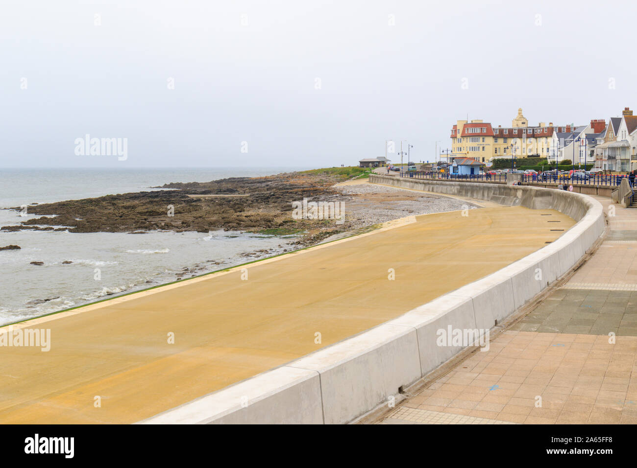 The esplanade sea front at Porthcawl south wales, with the Seabanks Hotel in the background Stock Photo