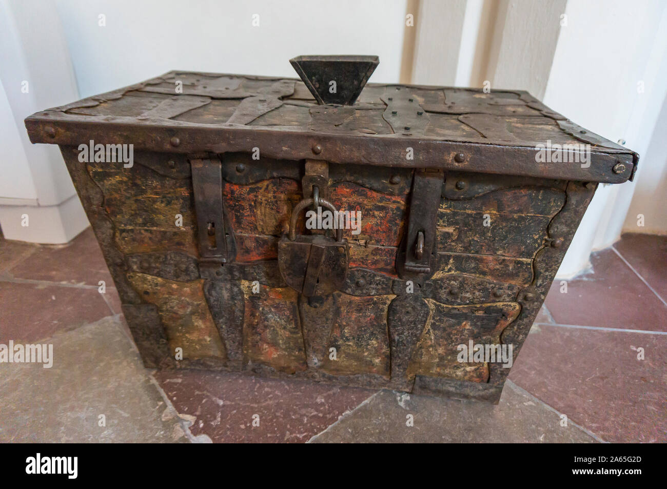 Old Metal Travel Trunk Stock Photos Old Metal Travel Trunk Stock