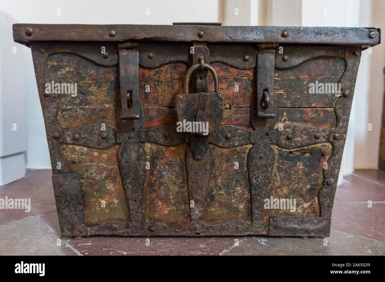 Old Metal Travel Trunk Stock Photos Old Metal Travel Trunk Stock