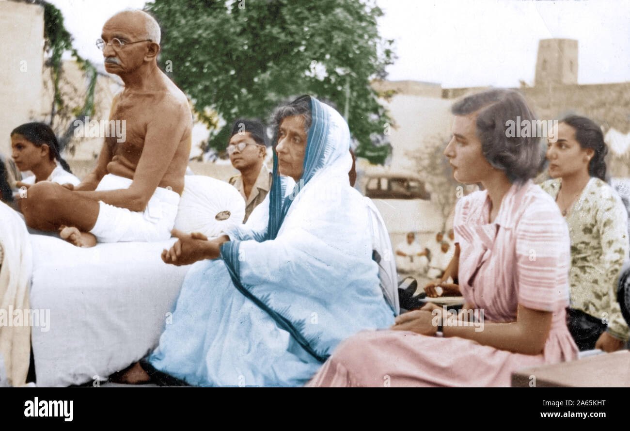 Mahatma Gandhi at prayer meeting, Bhangi Colony, Delhi, India, Asia ...