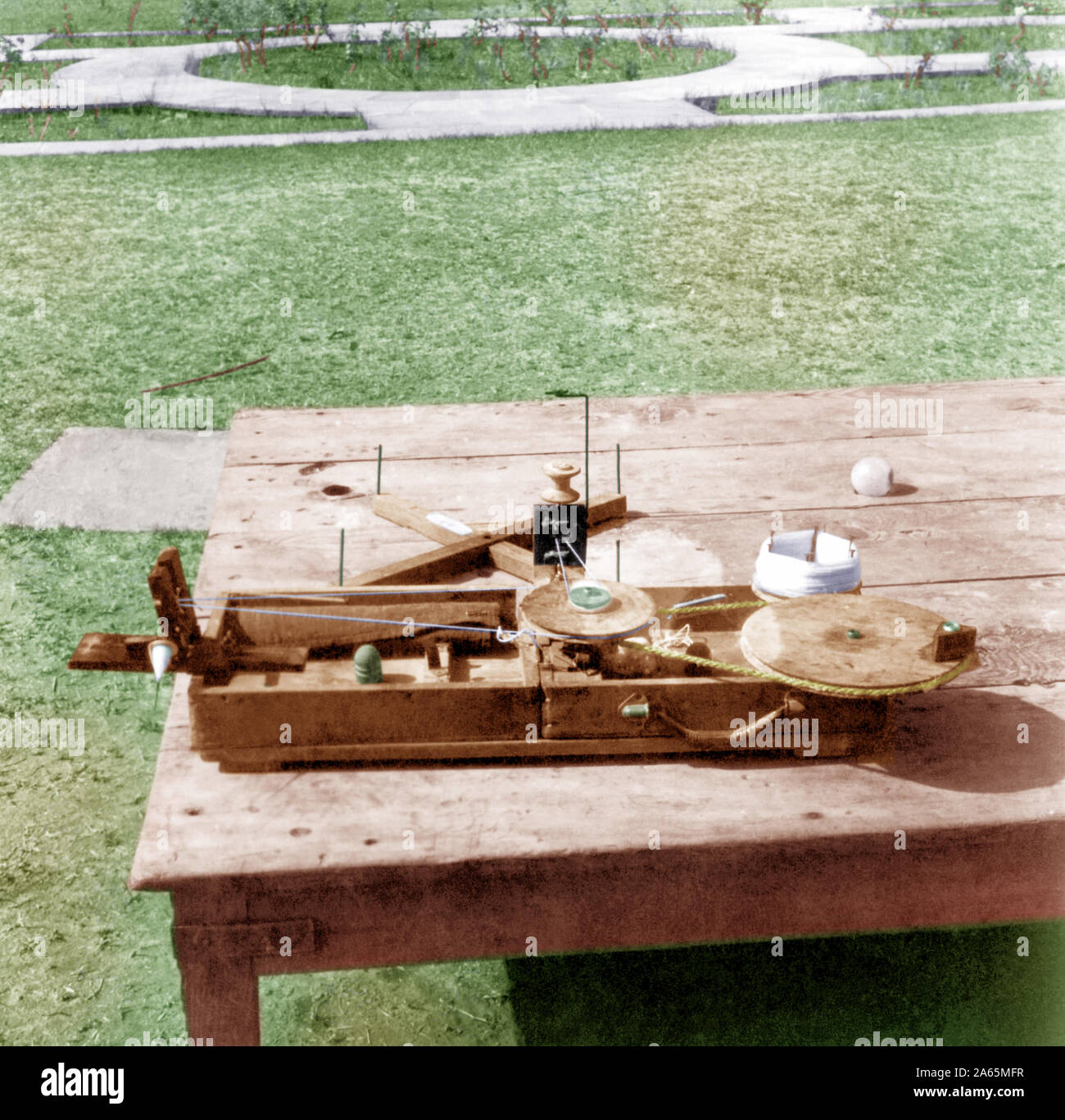 Mahatma gandhi spinning wheel charkha hires stock photography and